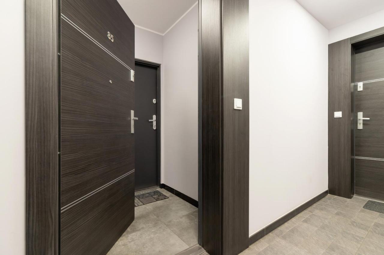 Apartments Cracow Wawrzynca By Noclegi Renters Krasków Exterior foto